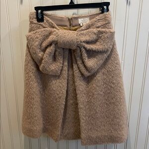 Kate Spade Beige Textured Skirt with Bow in size 2